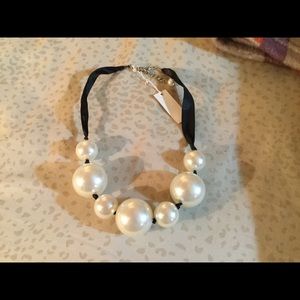 Pearl necklace unusual  design